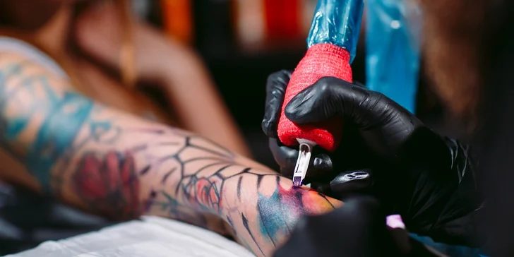 Vysněné tetování od velikosti 6 x 6 cm ve studiu Asmodeuss Tattoo