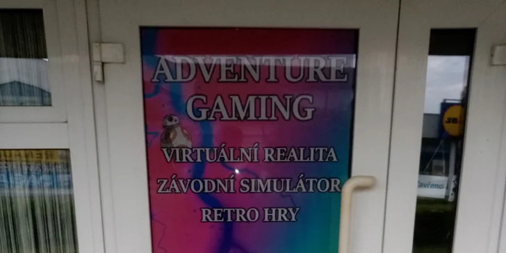 Virtuální realita a závodní simulátor pro 1–4 osoby: 60 minut zábavy