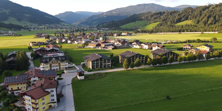Jaro a léto v rakouských Alpách pro rodinu či partu přátel