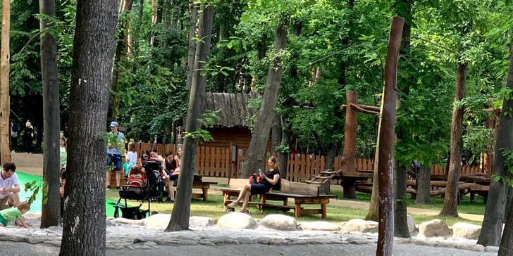 Venkovní zábavní park Krtkův svět: prolézačky, skluzavky, trampolíny i lanové centrum