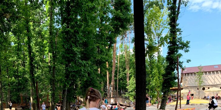 Venkovní zábavní park Krtkův svět: prolézačky, skluzavky, trampolíny i lanové centrum
