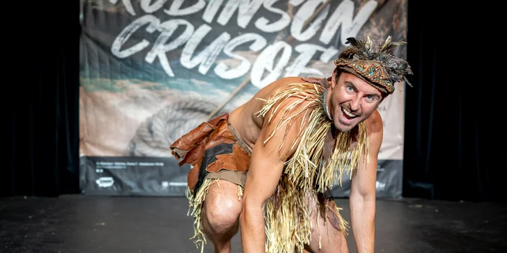 Autobusem na novinku mezi muzikály Robinson Crusoe, po něm setkání s herci