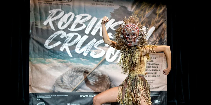 Autobusem na novinku mezi muzikály Robinson Crusoe, po něm setkání s herci