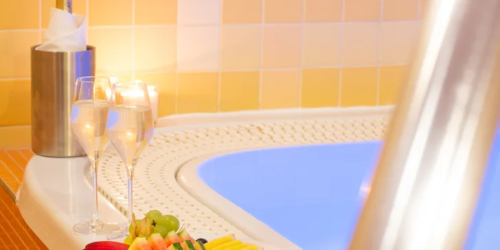 60 či 120 min. v privátním wellness s vířivkou, infrasaunou i šumivým vínem pro 2 osoby
