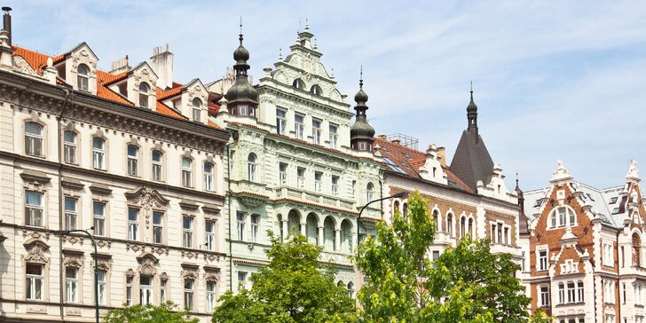 Romantický pobyt v Praze: krásné apartmány pro pár na Janáčkově nábřeží