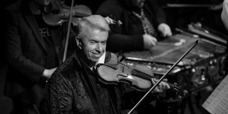 Vstupenka na koncert: Jaroslav Svěcený & Cigánski Diabli