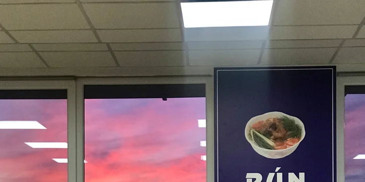 Vietnamské menu pro 1 nebo 2 osoby ve vietnamské tržnici na Olomoucké
