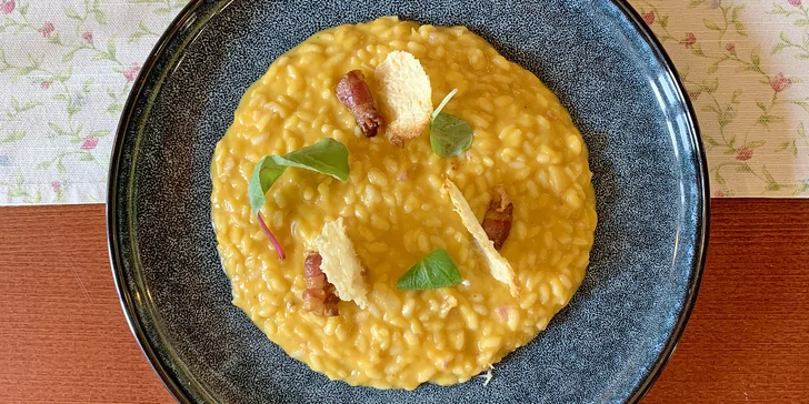 Tříchodové dýňové menu pro dva: polévka, panenka či rizoto a koláč