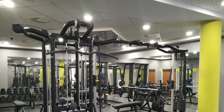 Efektivní hubnutí: 1-10 lekcí s fitness trenérem a výživovým poradcem, možnost venkovního tréninku