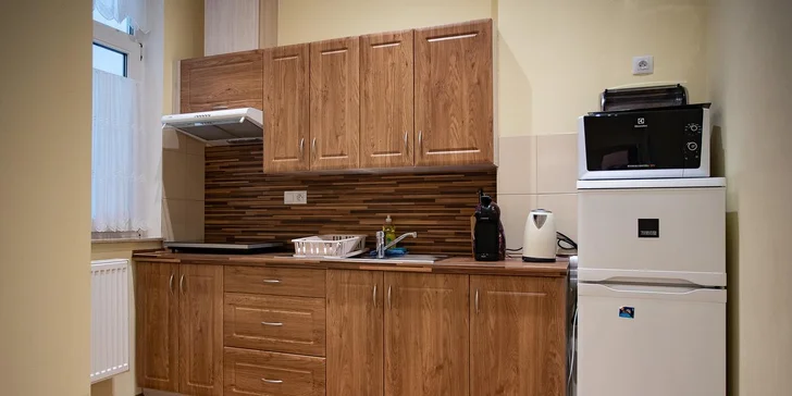 Dovolená v centru Karlových Varů: apartmán se snídaní i kosmetické ošetření