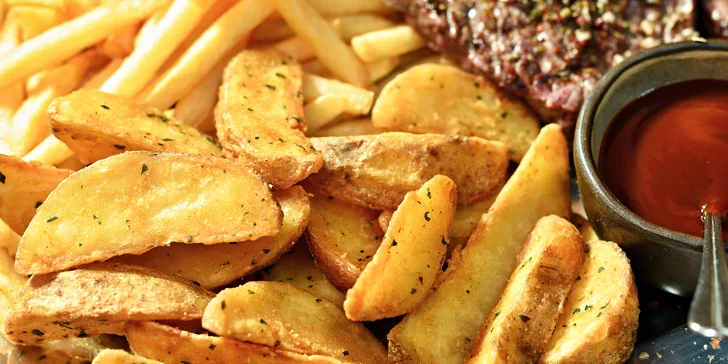 Masové menu na Malé Straně: argentinský hovězí top side steak na 3 způsoby, přílohy a omáčky