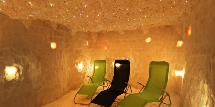 Wellness pro 2 osoby: privátní sauna a bazén i veřejná solná jeskyně