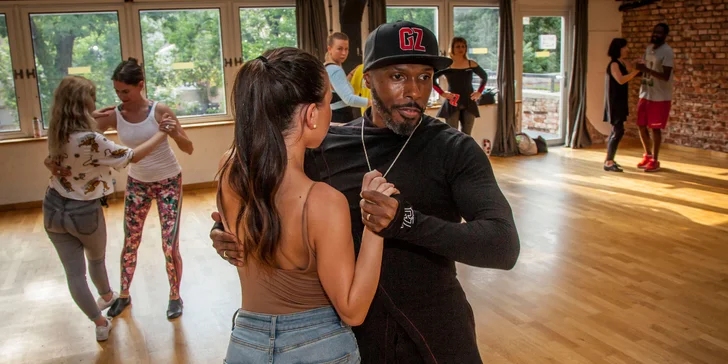 Ghetto Zouk Dance a Kizomba: 1 nebo 4 individuální taneční lekce