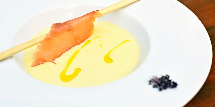 6chodové menu v La Bodeguita: chobotnice, tuňák, panenka i víno či koktejly