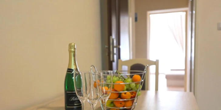 Krásy Karlových Varů: pobyt se snídaní v luxusním apartmánu s kuchyňkou