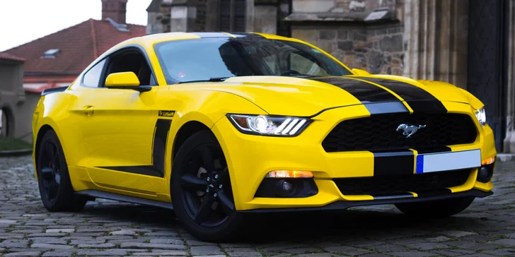 Nespoutaná jízda: 30–180 min. jízdy ve Fordu Mustang bez limitu najetých kilometrů