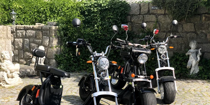 Rozjeďte se s větrem o závod: zapůjčení motoběžky na 3 hodiny i celý den
