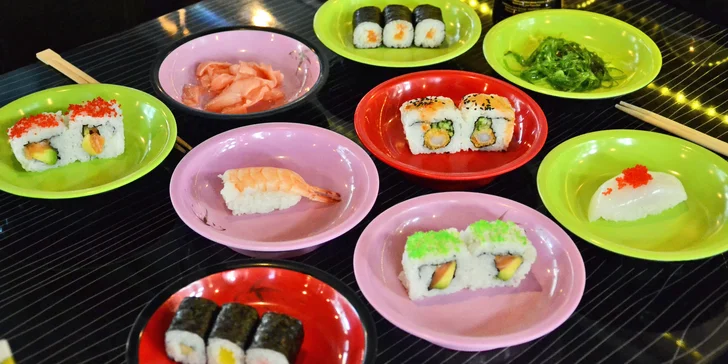 Running sushi: 2 hodiny neomezeného hodování pro 1 nebo 2 osoby či rodinu