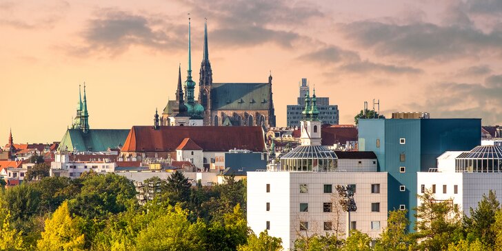 Na dosah oblíbených brněnských podniků a atrakcí: penzion v centru města se snídaní až do pokoje