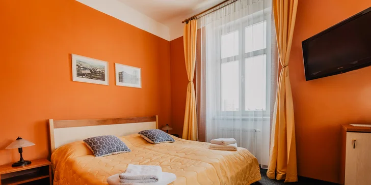 Za krásami Českého ráje: hotel v centru Jičína, polopenze a výlety