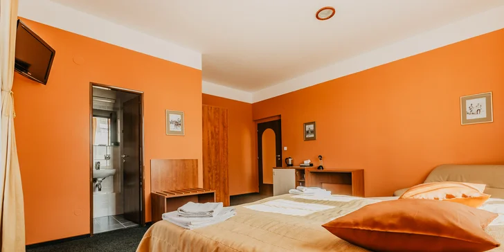 Za krásami Českého ráje: hotel v centru Jičína, polopenze a výlety