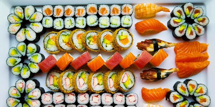 Set 46 či 101 ks sushi ze Stodolní s sebou: losos či kreveta i okurka a avokádo