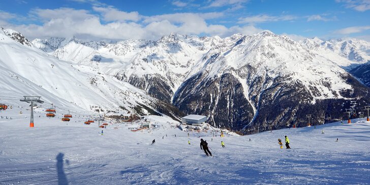 Den lyžování v rakouském Söldenu na sjezdovkách z bondovky: 7 termínů od 19. prosince do 3. dubna