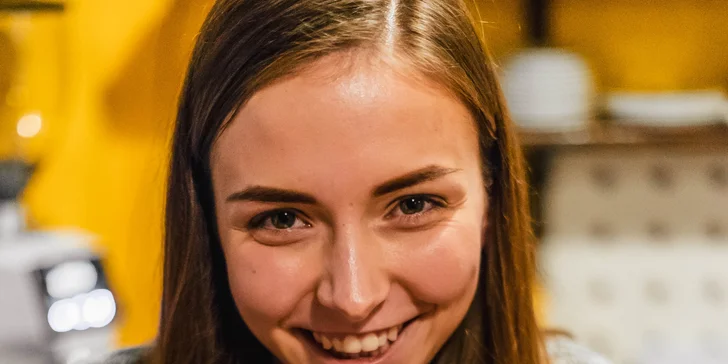 Kurzy přípravy kávy na profesionálním i domácím kávovaru či technika latte art