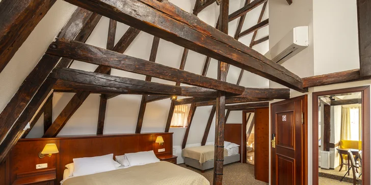 Historický hotel u Staromáku: až 5 nocí na úrovni, snídaně, drink