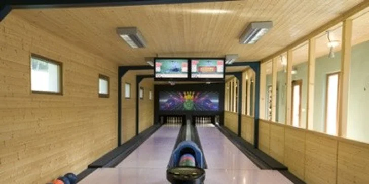 2990 Kč za valentýnský víkend pro DVA v hotelu Rusava***. Snídaně, večeře, děti do 3 let zdarma, wellness a zimní radovánky se 44 slevou %!