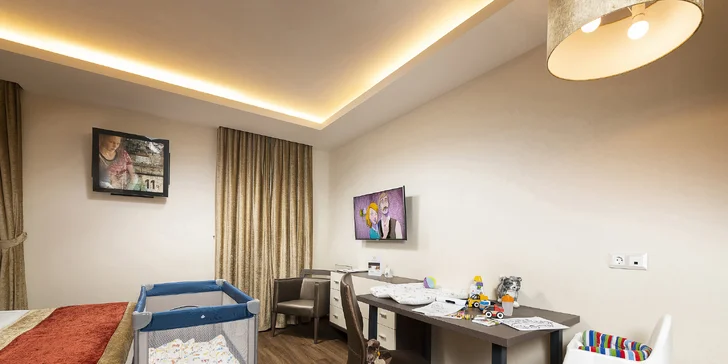Objevujte krásy Budapešti: 4* butikový hotel v centru, snídaně, volný vstup do sauny, děti zdarma do 12,9 let