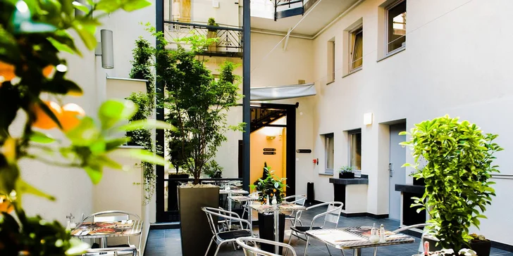 Objevujte krásy Budapešti: 4* butikový hotel v centru, snídaně, volný vstup do sauny, děti zdarma do 12,9 let