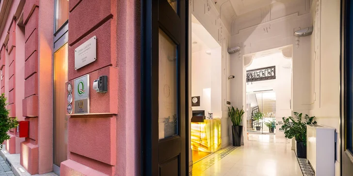 Objevujte krásy Budapešti: 4* butikový hotel v centru, snídaně, volný vstup do sauny, děti zdarma do 12,9 let