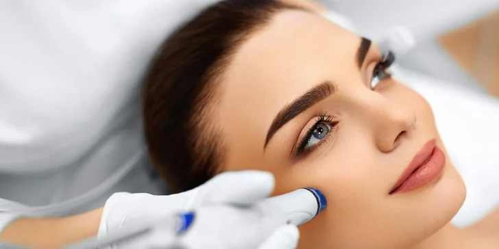 Hydrodermabraze: hloubkové čištění, peeling a hydratace pleti v jednom