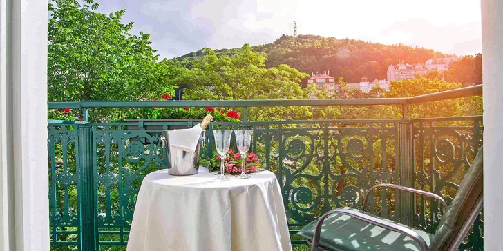 Užijte si Karlovy Vary: pobyt pro dva se snídaní a výhledem na kolonádu