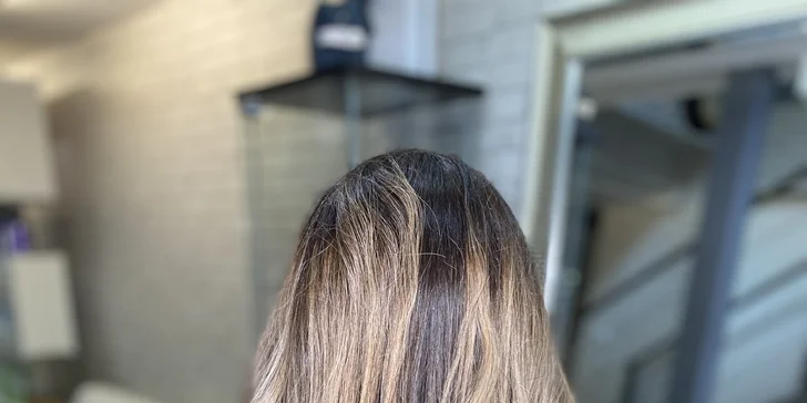 Kompletní kadeřnické balíčky: střih i s barvením nebo brazilský keratin