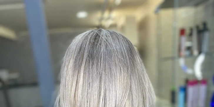 Kompletní kadeřnické balíčky: střih i s barvením nebo brazilský keratin