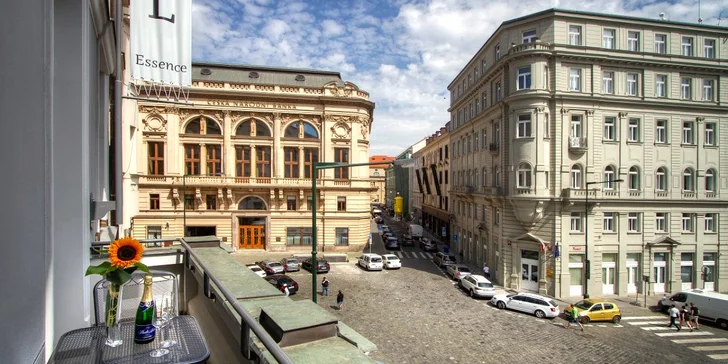 Ubytujte se jen kousek od Příkopů i Václaváku. Snídani a vstup do sauny máte v ceně