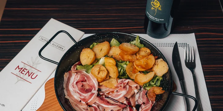 Menu v italské restauraci: krevety s rukolou i pancetta na balsamikovém octu