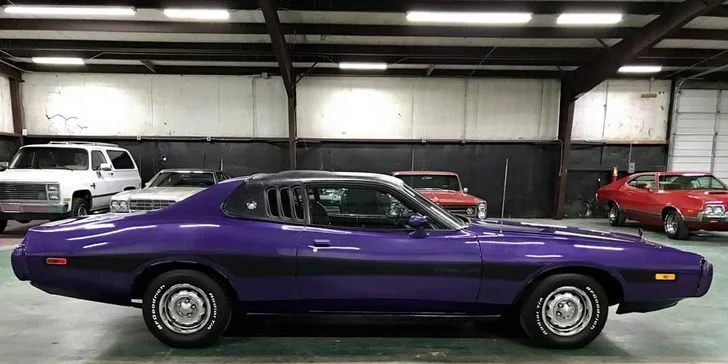 Klenot historie s 500 koňmi: veterán Dodge Charger 1973 na 15–60 min. i spolujízda