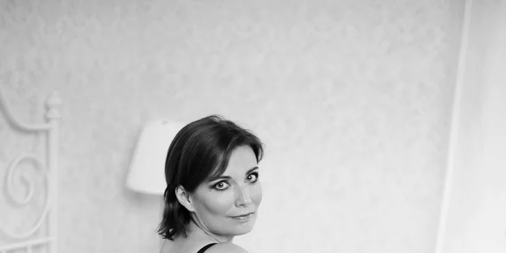 Boudoir focení: odpočinkové relaxační odpoledne s profi fotografkou a vizážistkou