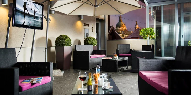 Objevujte krásy Budapešti: 4* butikový hotel v centru, snídaně, volný vstup do sauny, děti zdarma do 12,9 let