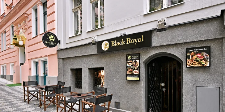 Asijské menu pro dva: salát z manga či s hovězím, vývar s nudlemi, kachní steak i dezert dle výběru