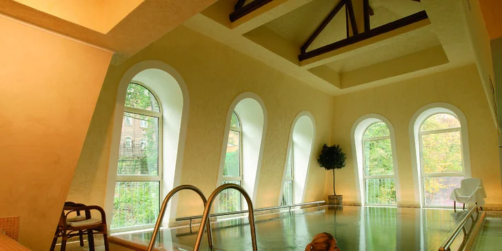 4* relaxace v Karlových Varech s polopenzí, wellness a procedurami