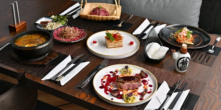 Asijské menu pro dva: salát z manga či s hovězím, vývar s nudlemi, kachní steak i dezert dle výběru