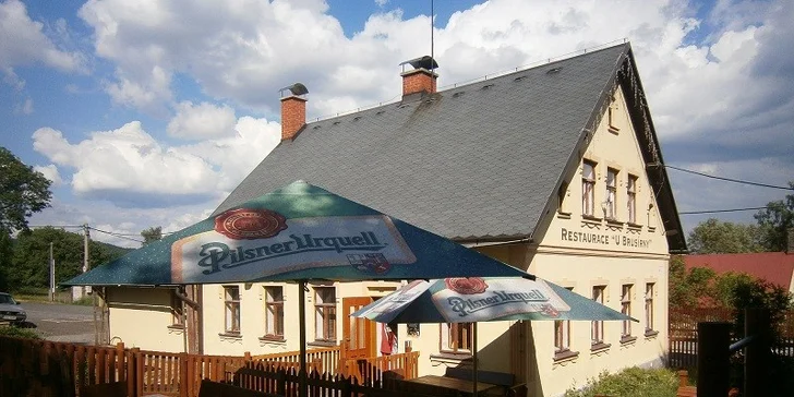 Dozlatova pečené vepřové koleno nebo vynikající tataráček