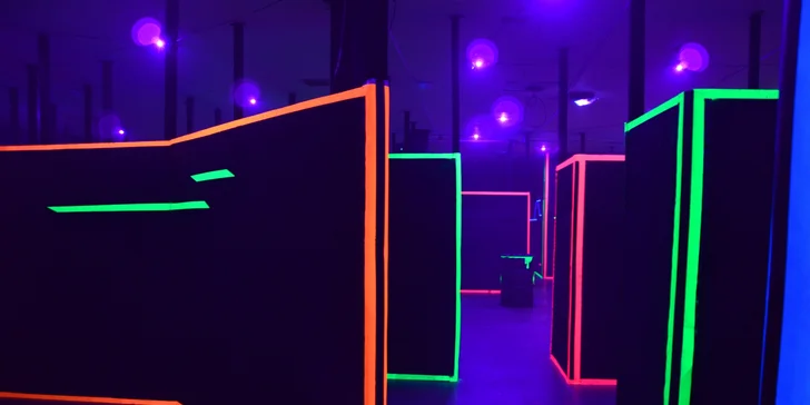 Pořádná porce adrenalinu: 15 minut lasergame pro 1–12 osob