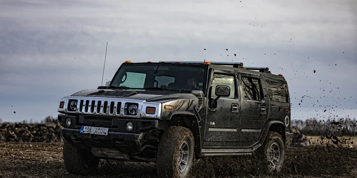 15 až 60 minut adrenalinu: jízda s instruktorem v Hummer H2