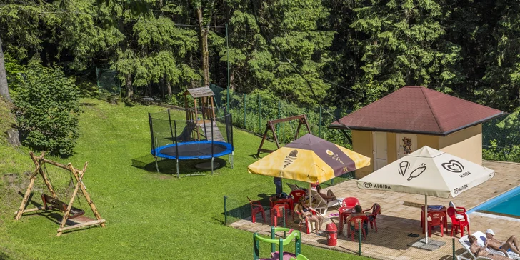 Beskydy plné zážitků: pivní či vinná lázeň, neomezený wellness a k tomu skvělé jídlo