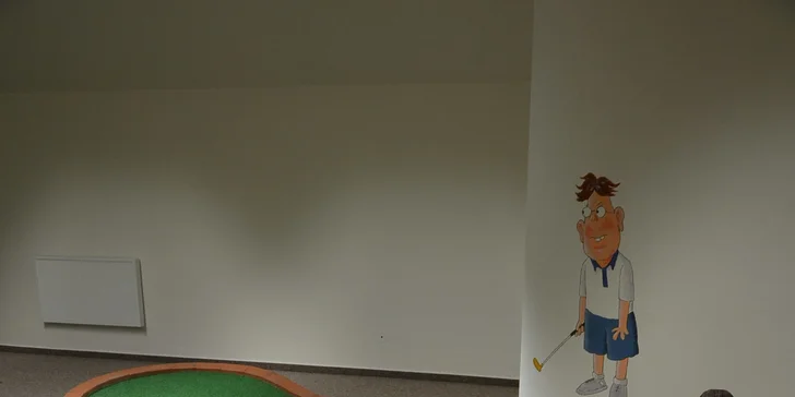 Zábavný adventure minigolf pod střechou: 60 min. hry pro malé i velké